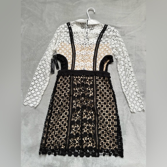 Cut Out Detail Lace Long Sleeve Dress, Size S - Picture 2 of 6